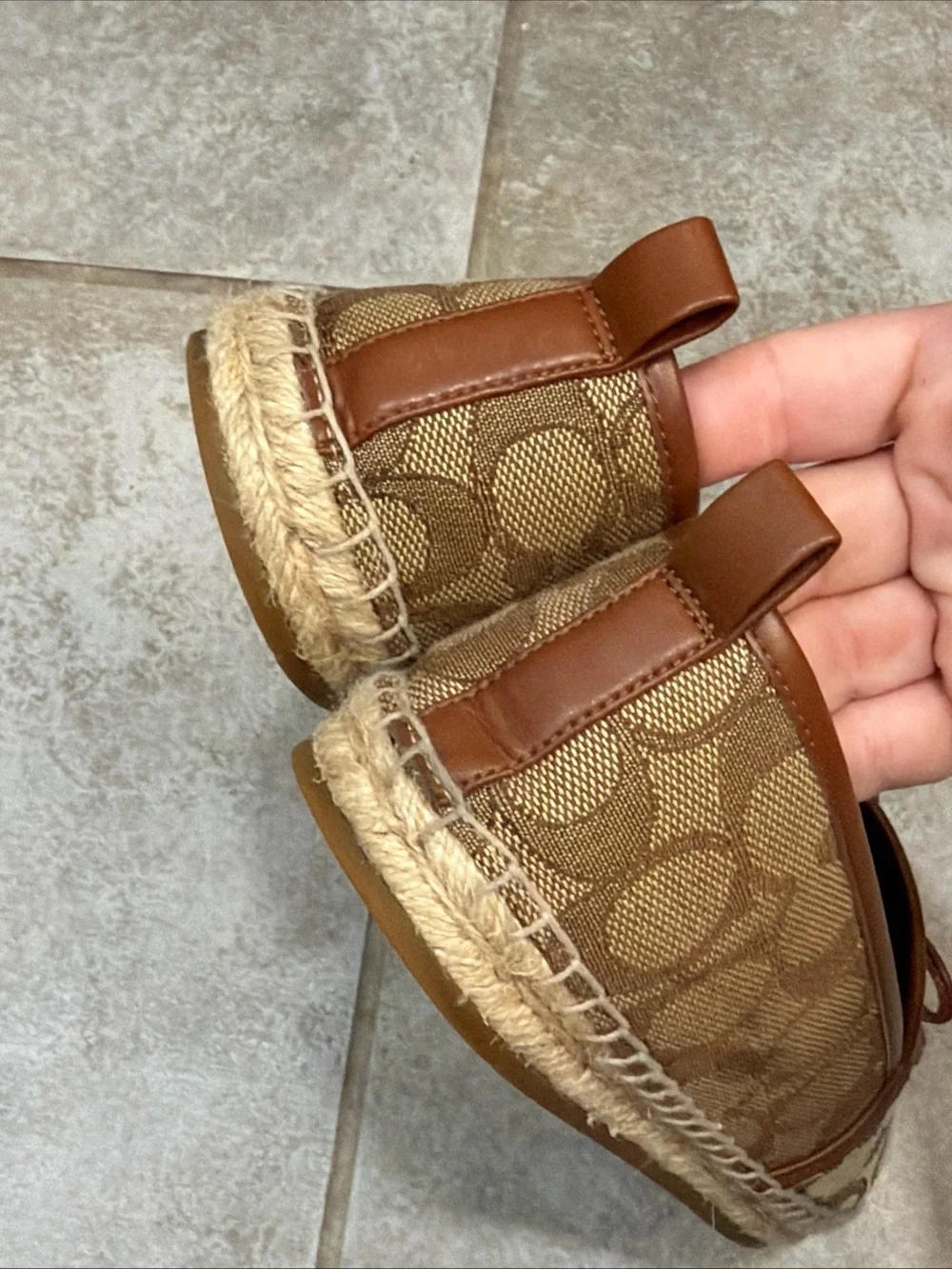 Coach Carson Espadrille Khaki/Saddle Size 7 Preowned
